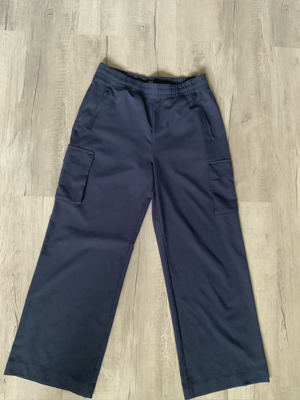 Beyond Yoga Navy Wide-Leg Cargo Pants